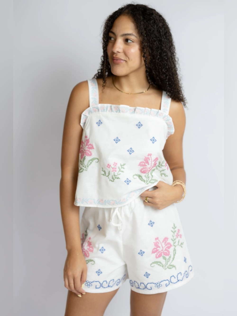 Emerald Isle Embroidered Set